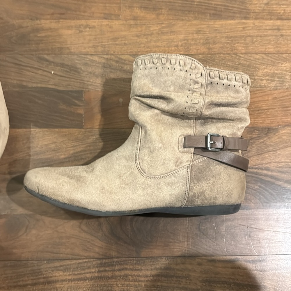 Report Boots - Picture 3 of 4
